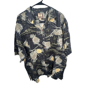Tommy Bahama Silk Pineapple Pattern Button Up Short Sleeve Hawaiian Shirt